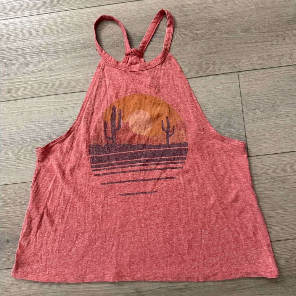 Modern Lux Red Tank Top with Desert Scene Women’s size M